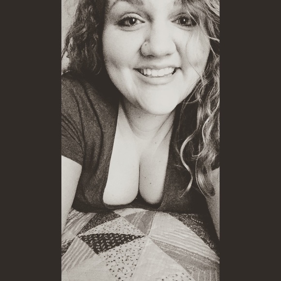 Meet your Posher, Brianna
