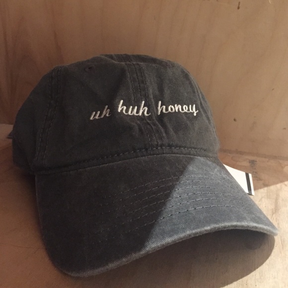 Brandy Melville hat