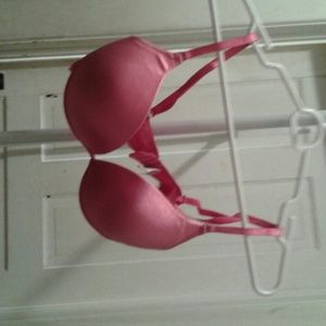 Pink bra 32d