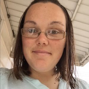 Meet your Posher, Hillary