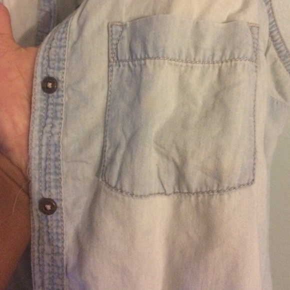 Light washed Jean top - Picture 2 of 4