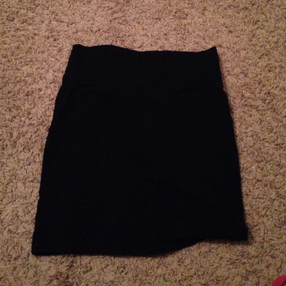 Black body con skirt