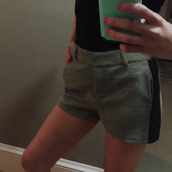 Tweed Dress Shorts Faux Leather - Picture 4 of 4