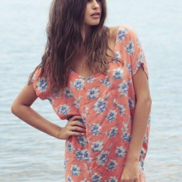 acacia swimwear Dresses & Skirts - Acacia Lanai Dress in dragon fruit