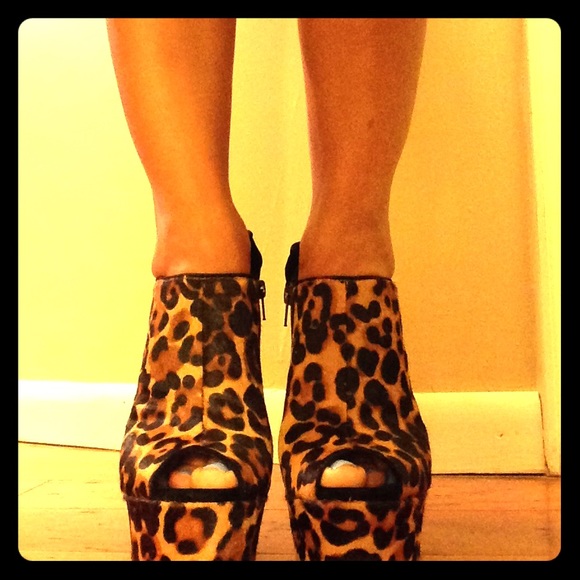 *PRE BLACK FRIDAY SALE 50% OFF* JS Open Toe Bootie