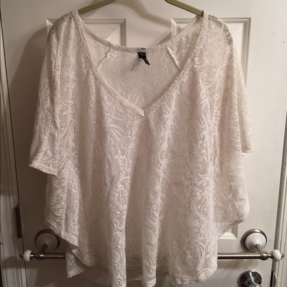 Tilly's lace bat-wing shirt