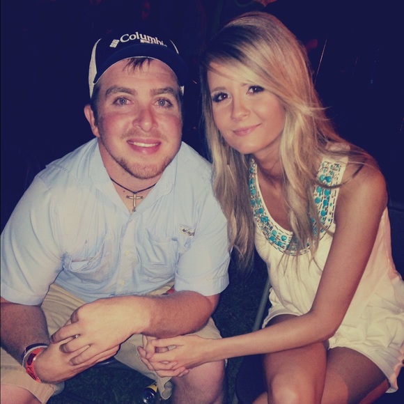 Meet your Posher, Saige - Picture 2 of 2