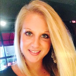 Meet your Posher, Annamarie