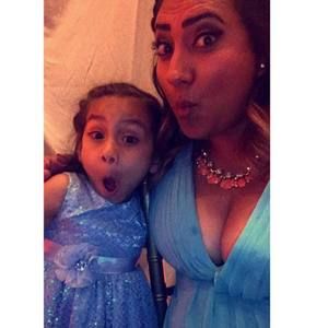 Meet your Posher, Monica