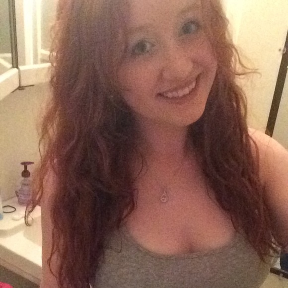 Meet your Posher, Kayla - Picture 1 of 1
