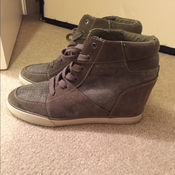 American Eagle Studded Shoes