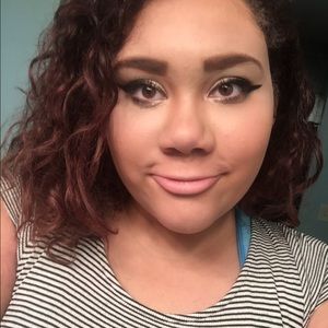 Meet your Posher, Allie