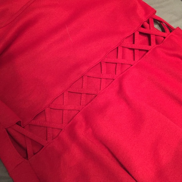 Dress - Picture 3 of 4