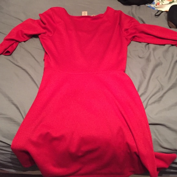 Dress - Picture 4 of 4