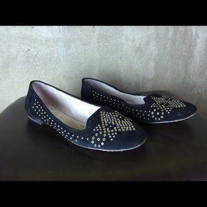 Vince Camuto Black Flats w/Gold Accents - 8