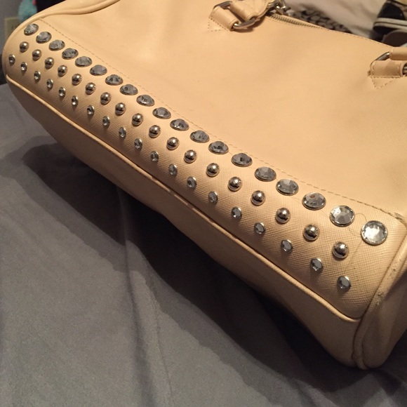 Purse - Picture 2 of 4