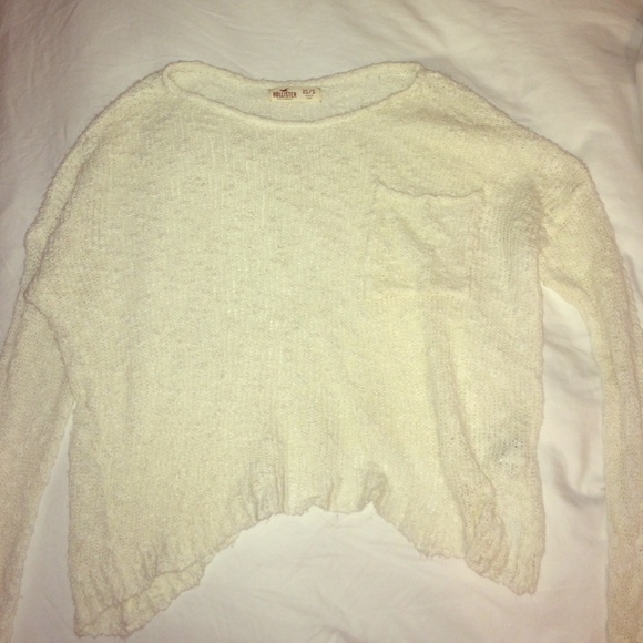 Hollister white knit sweater with pocket