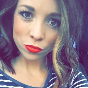 Meet your Posher, Misty