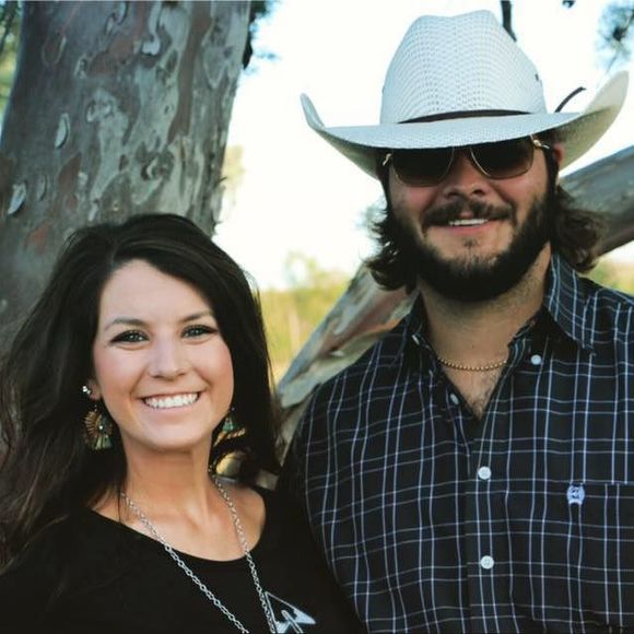 Meet your Posher, Falon - Picture 1 of 1