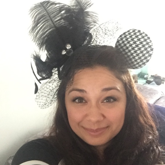 Meet your Posh Ambassador, Abby - Picture 5 of 8