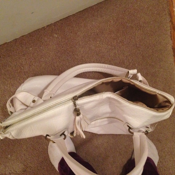 ⭐️FREE BAG!⭐️ - Picture 3 of 3