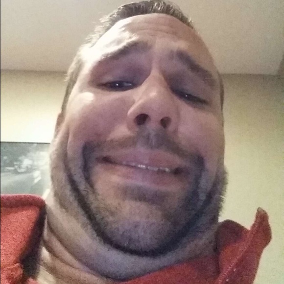 Meet your Posher, Chad - Picture 1 of 1