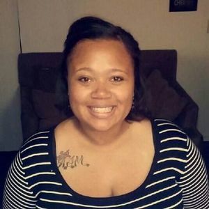 Meet your Posher, Latoya