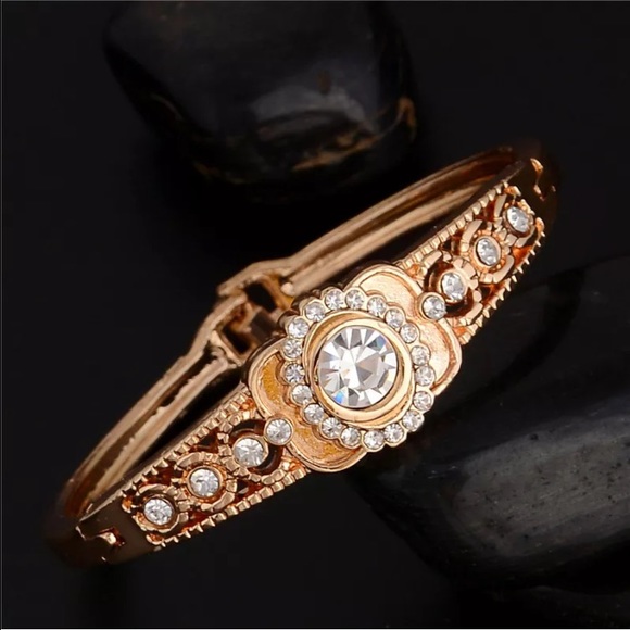 18K golf filled bracelet/bangle.