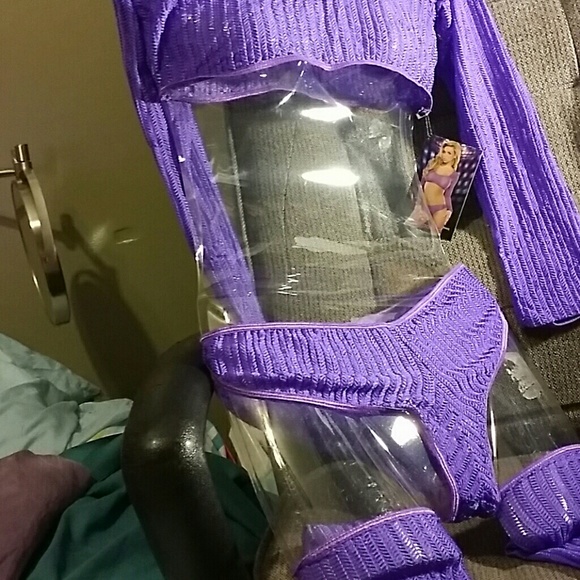 Exposed  purple lace net