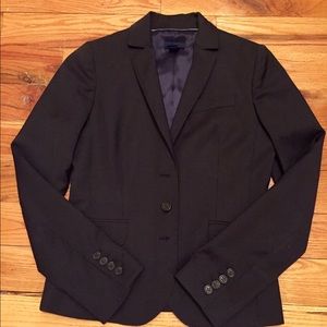 A BEAUTIFUL JCREW NAVY PINSTRIPE 2 PC SUIT