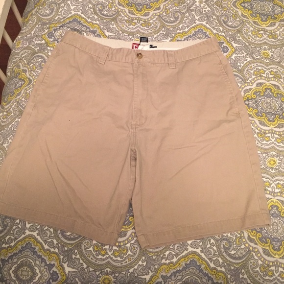 MEN Chaps khaki shorts