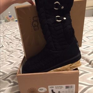 Ugg Knit boot