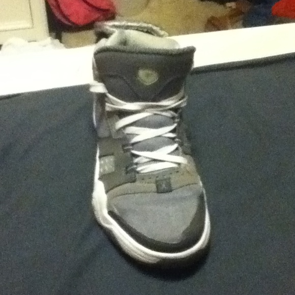 Jordans - Picture 2 of 4