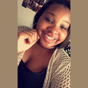 Meet your Posher, Jocelyn