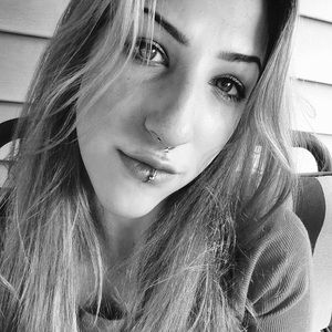 Meet your Posher, Ashleigh