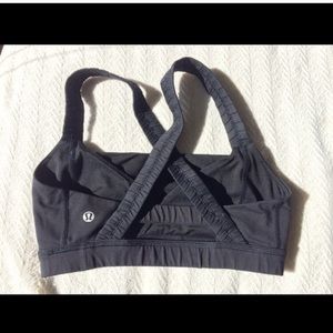 lululemon black inner heart bra size 8