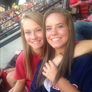 Meet your Posher, Olivia