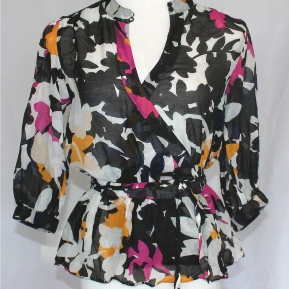 Floral wrap top Diane Von furstenberg sz 4 new