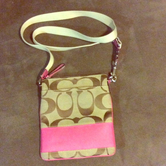 100% authentic Coach cross body purse