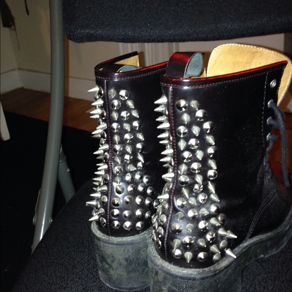 Jeffery Campbell 8th street