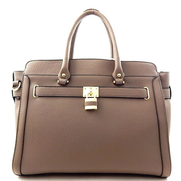 Elegant handbag