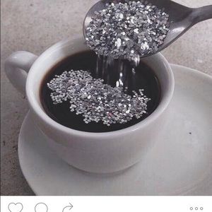 Meet your Posher, Emilia