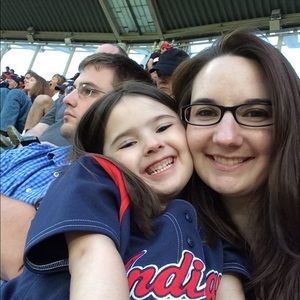 Meet your Posher, Kendra