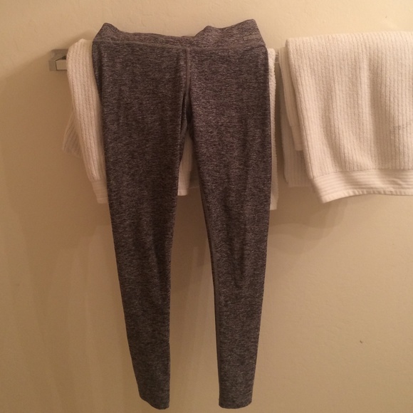 Grey speckled leggings from PINK