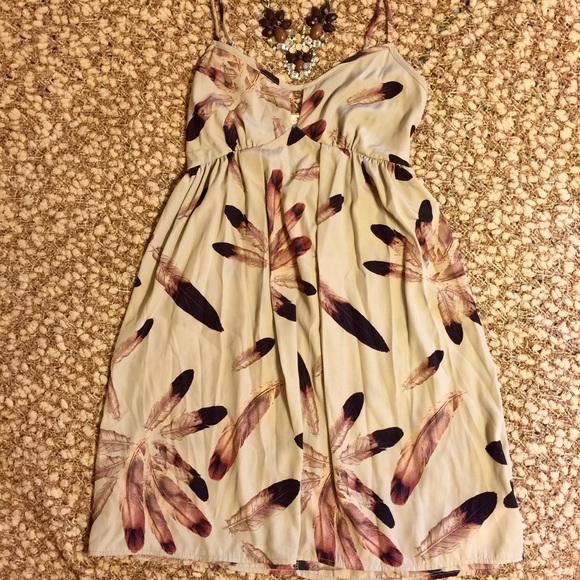 NWOT Feather Dress💕