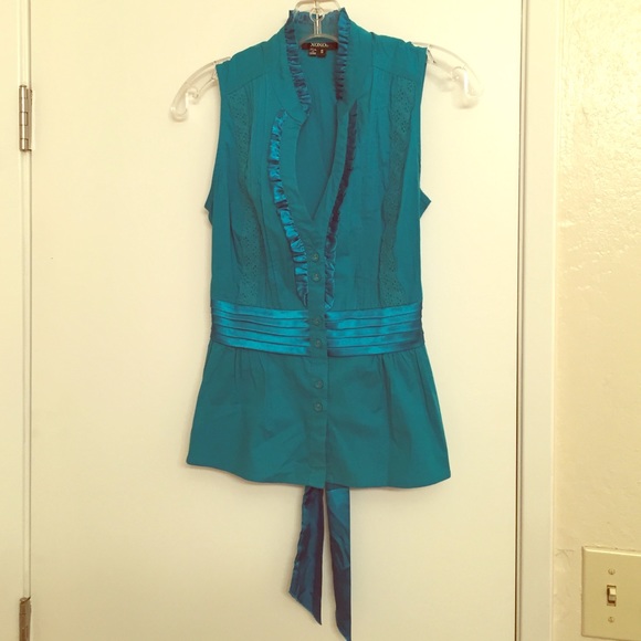 Size small fancy shirt