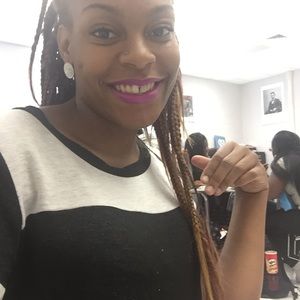 Meet your Posher, Tiffany