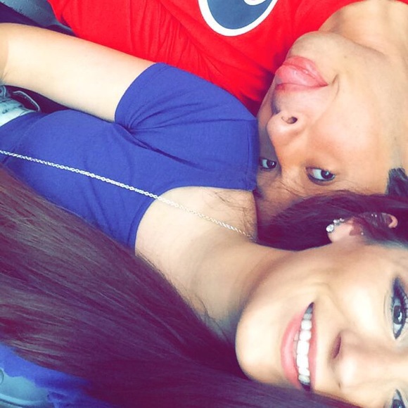 Meet Your Posher 💗 - Picture 3 of 4