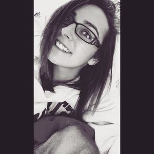 Meet your Posher, Natalie