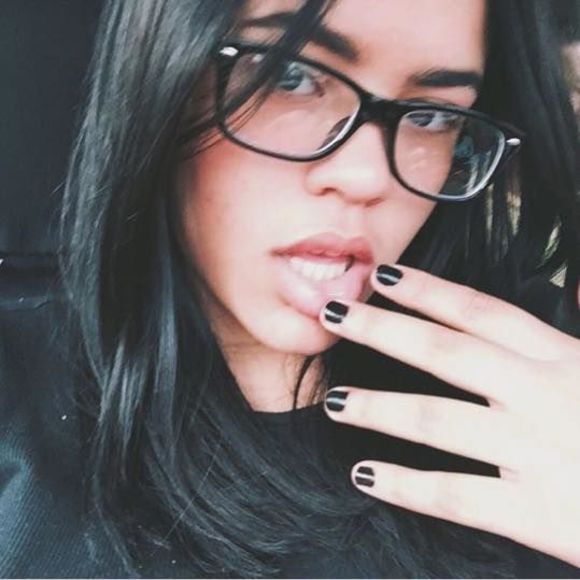 Meet your Posher, Alondra